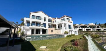 Exclusive 6 bed Villa in Los Flamingos Golf Resort With Stunning Views of the Sea and Mountains