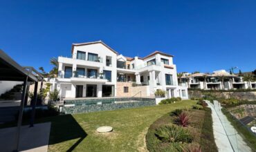 Exclusive 6 bed Villa in Los Flamingos Golf Resort With Stunning Views of the Sea and Mountains