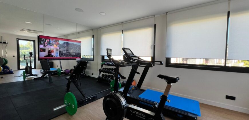 Exclusive 6 bed Villa in Los Flamingos Golf Resort With Stunning Views of the Sea and Mountains