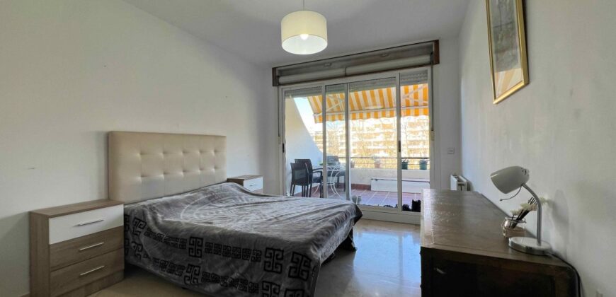 A Fantastic 2 bed Frontline Golf Apartment in Guadalmina