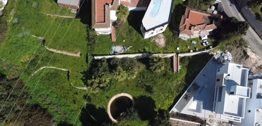 3 Prime Plots with Granted Building Permission for Three Modern Villas