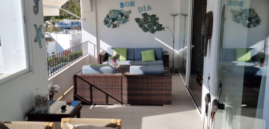 Fully renovated 2-bedroom apartment in Los Balcones de la Quinta, Benahavís