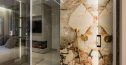 Luxury Just Renoveted 3 bed Apartment in Prime Location Bahía del Velerín, Estepona