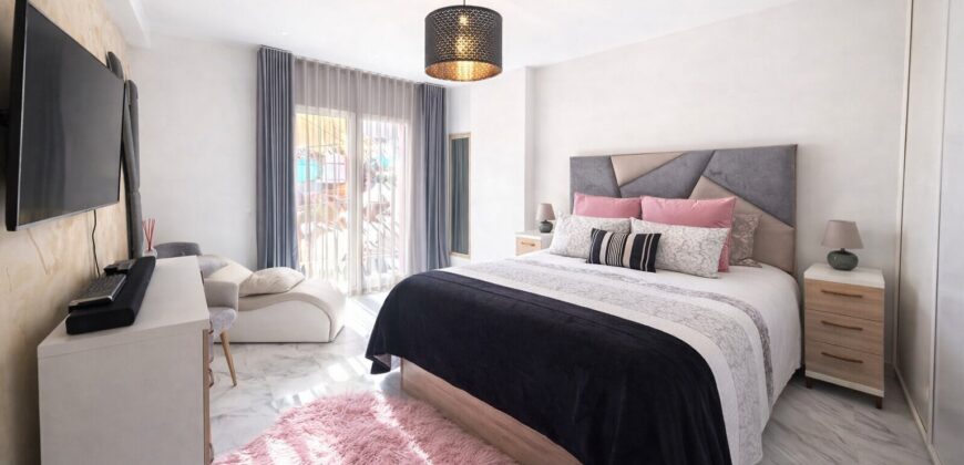 Spacious Corner Apartment with Private Garden and Large Terrace in La Reserva Marbella