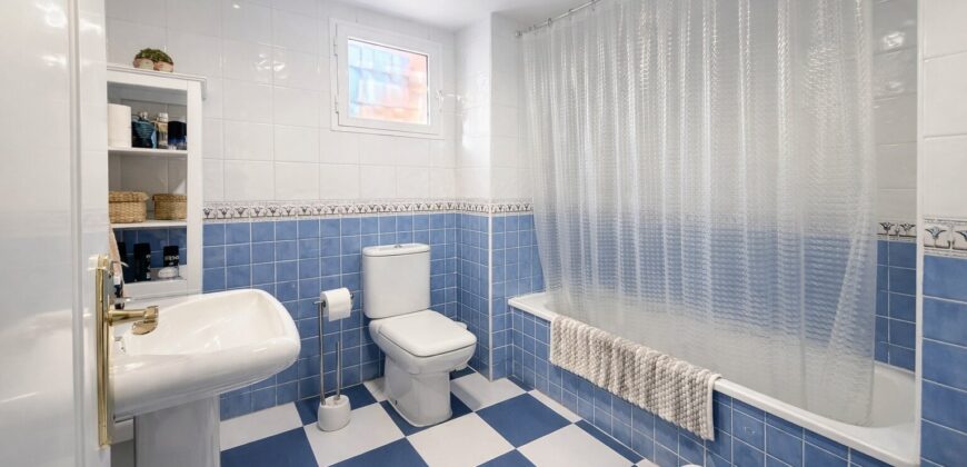 Spacious Corner Apartment with Private Garden and Large Terrace in La Reserva Marbella