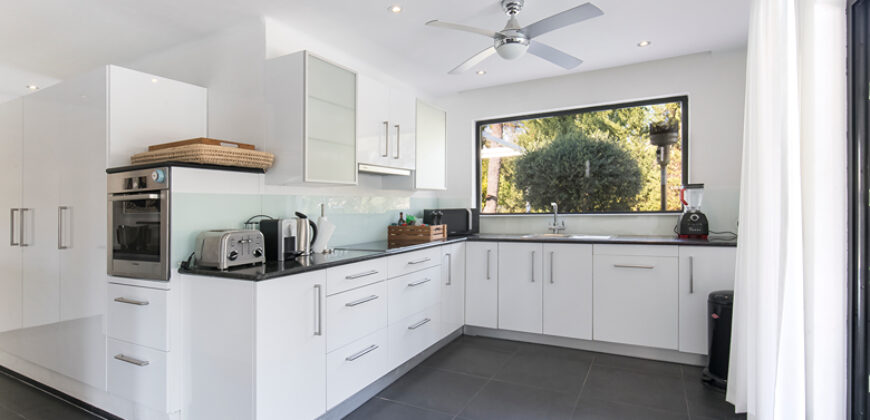 Modern 5 bedroom Villa in Nueva Andalucia