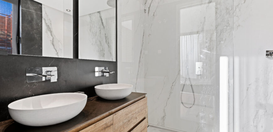 Luxury 6-Bedroom Modern Villa with Heated Pool