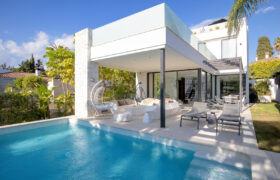 Luxury 6-Bedroom Modern Villa with Heated Pool