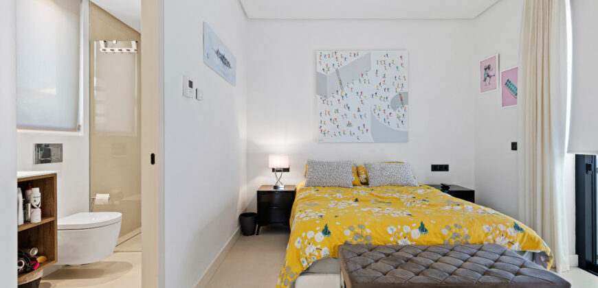 Luxury 6-Bedroom Modern Villa with Heated Pool