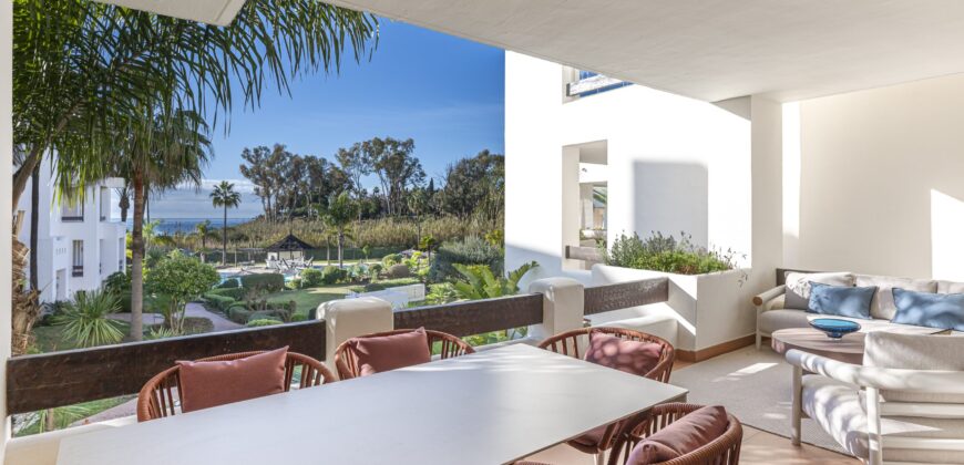 Luxury Fully Refurbished 3 bed Apartment in Bahía del Velerín