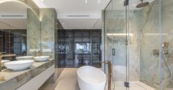 Luxury Fully Refurbished 3 bed Apartment in Bahía del Velerín