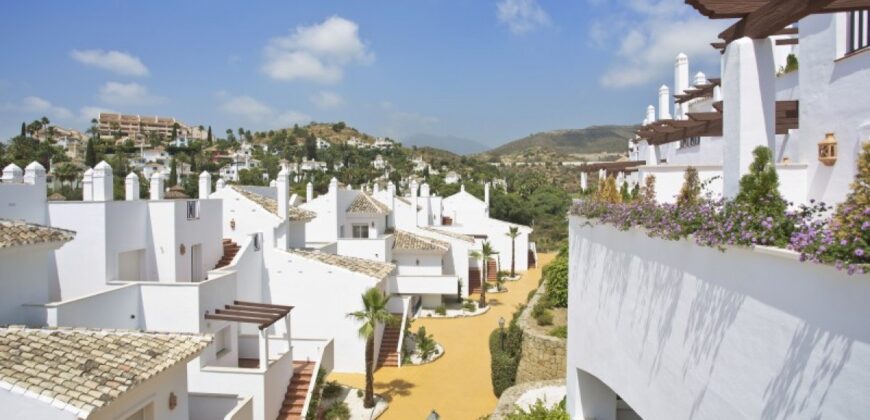 Elegant 3-Bedroom Apartment in Aloha Royal – Near Puerto Banús