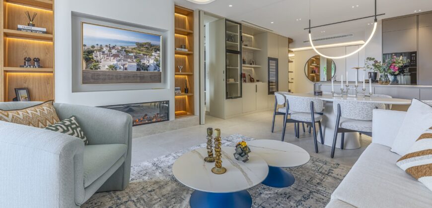 Luxury Fully Refurbished 3 bed Apartment in Bahía del Velerín