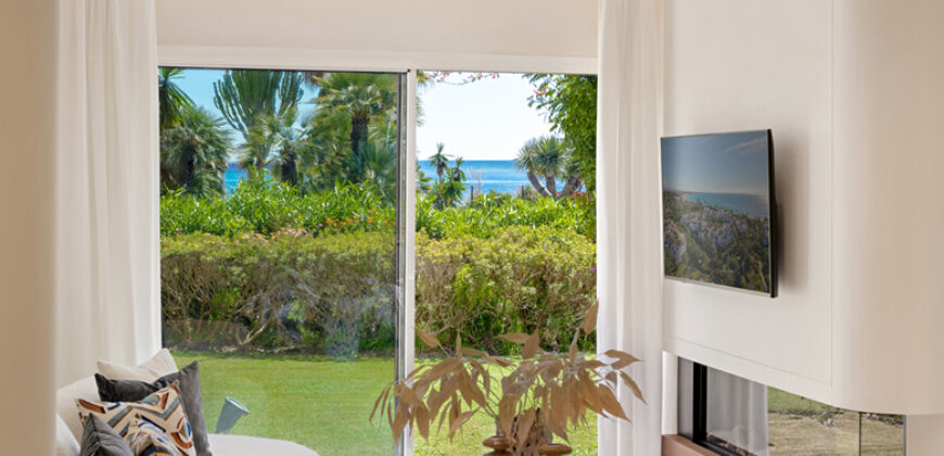 A brand-new 3-bedroom apartment in resort-style complex, Estepona