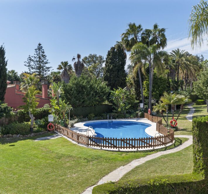 Frontline Beach 3 bed Townhouse – Bahia Doncella, Estepona West