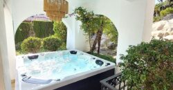 Discover the large apartment of your dreams in the exclusive Río Real Golf