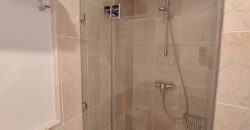 Discover the large apartment of your dreams in the exclusive Río Real Golf