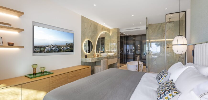 Luxury Fully Refurbished 3 bed Apartment in Bahía del Velerín