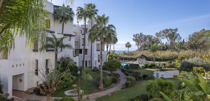 Luxury Fully Refurbished 3 bed Apartment in Bahía del Velerín