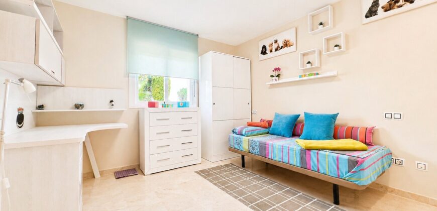 Elegant 3-Bedroom Apartment in Aloha Royal – Near Puerto Banús