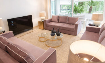 Discover the large apartment of your dreams in the exclusive Río Real Golf