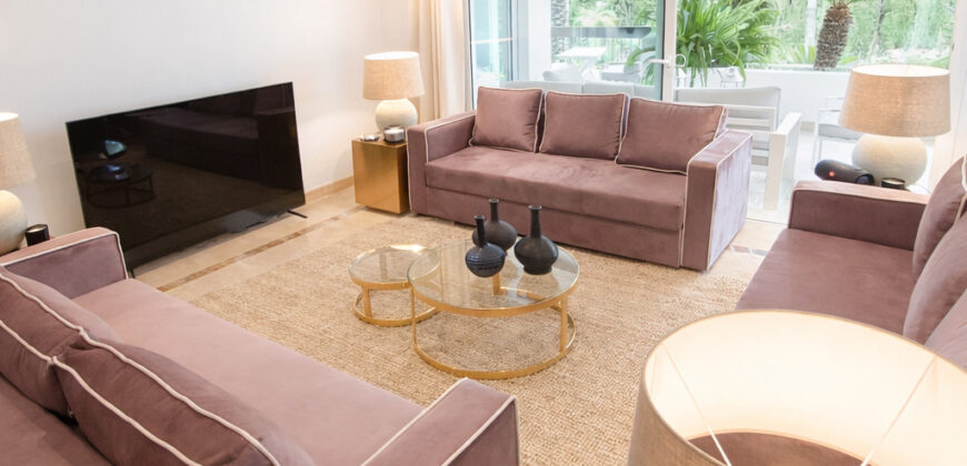 Discover the large apartment of your dreams in the exclusive Río Real Golf