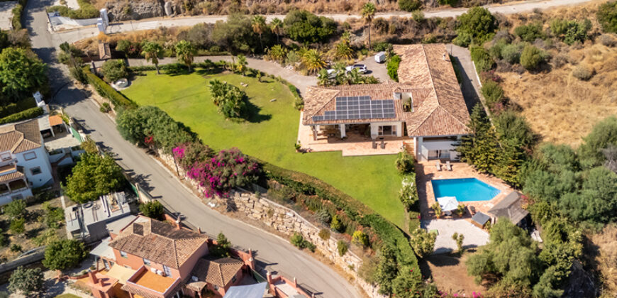 VILLA IN PUERTO ALMENDRO – EL CAPITÁN, BENAHAVÍS