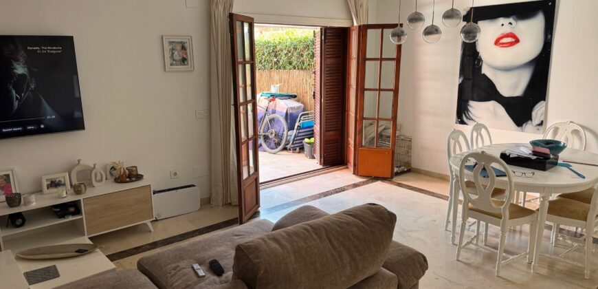 Townhouse, Frontline Beach Urbanisation Bahía Azul, Estepona West