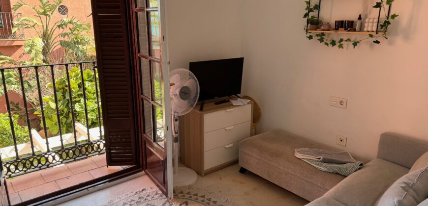 Townhouse, Frontline Beach Urbanisation Bahía Azul, Estepona West