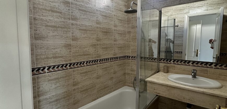 Fully renovated 2 bed Apartment in Nueva Andalucía | Señorío de Gonzaga | La Concha Views