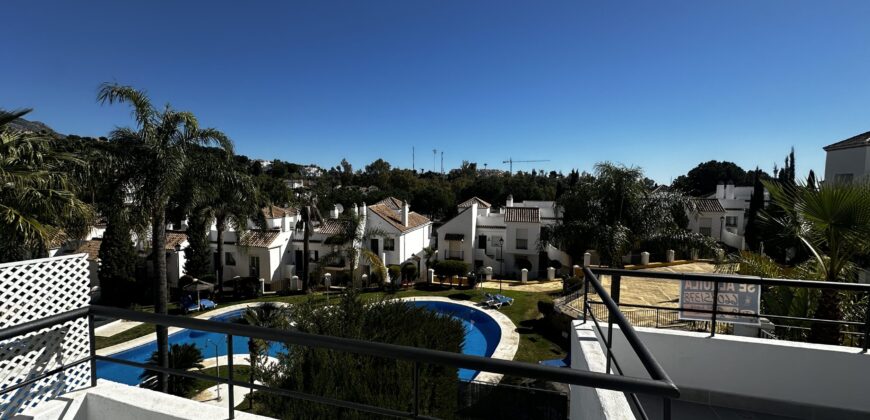 Fully renovated 2 bed Apartment in Nueva Andalucía | Señorío de Gonzaga | La Concha Views