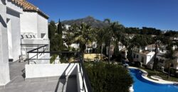 Fully renovated 2 bed Apartment in Nueva Andalucía | Señorío de Gonzaga | La Concha Views