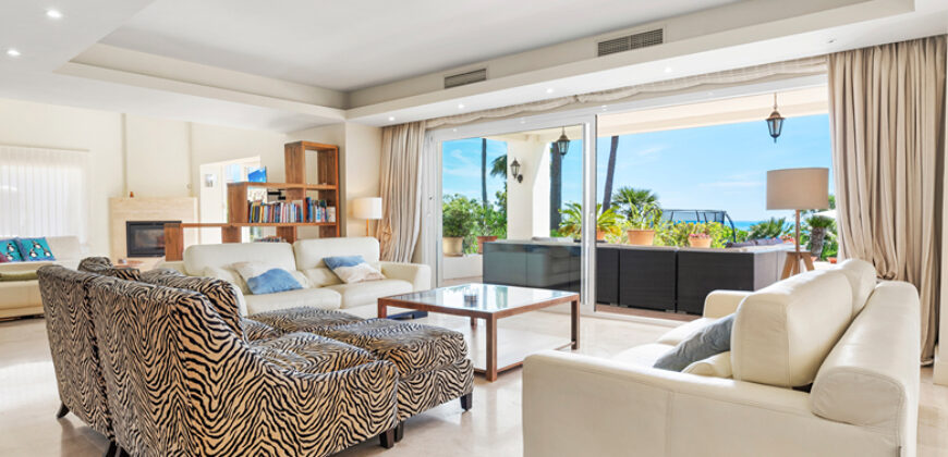 A Beautiful 4-Bedroom Villa in La Paloma, Between Sotogrande and La Duquesa