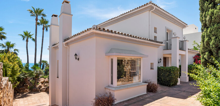 A Beautiful 4-Bedroom Villa in La Paloma, Between Sotogrande and La Duquesa