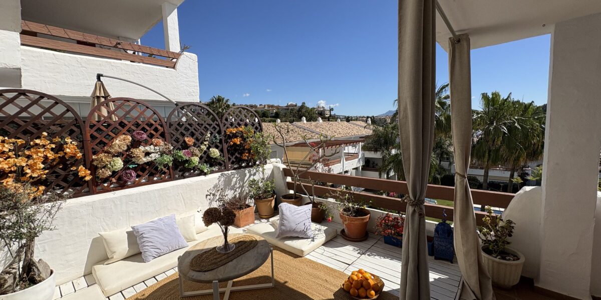 Very nice and cozy 2-bedroom apartment in Selwo Hills, Estepona