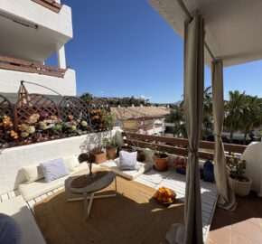 Very nice and cozy 2-bedroom apartment in Selwo Hills, Estepona