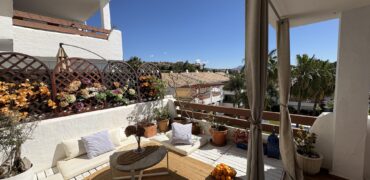 Very nice and cozy 2-bedroom apartment in Selwo Hills, Estepona