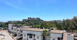 Elegant Luxury 2 bed Apartment for Sale in El Lago, Los Arqueros, Benahavís